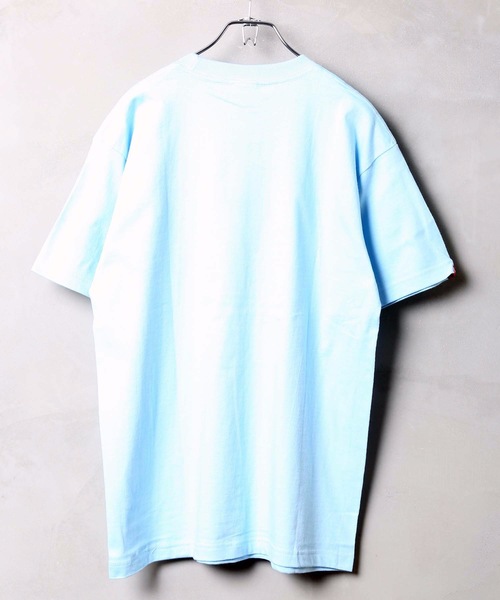 roial(ロイアル)の「RUGG / ROIAL(ロイアル) デニムパッチモチーフ フロントロゴプリント ユニセックスサイジング ボックスシルエット 半袖Tシャツカットソー(Tシャツ/カットソー・メンズ・ブラック/ホワイト×ブルー/ライトブルー/ホワイト×ネイビー・MEDIUM/SMALL/LARGE/X-LARGE)」の5枚目の写真
