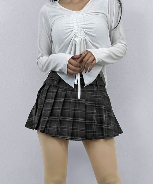 FOLLOWIN（フォロウィン）の「【ベルト＆インナーパンツ付き】モノトーンチェックプリーツミニスカート（スカート・レディース・ブラック・MEDIUM/LARGE/SMALL）」の8枚目の写真