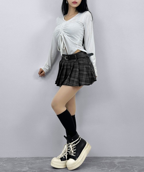 FOLLOWIN（フォロウィン）の「【ベルト＆インナーパンツ付き】モノトーンチェックプリーツミニスカート（スカート・レディース・ブラック・MEDIUM/LARGE/SMALL）」の14枚目の写真