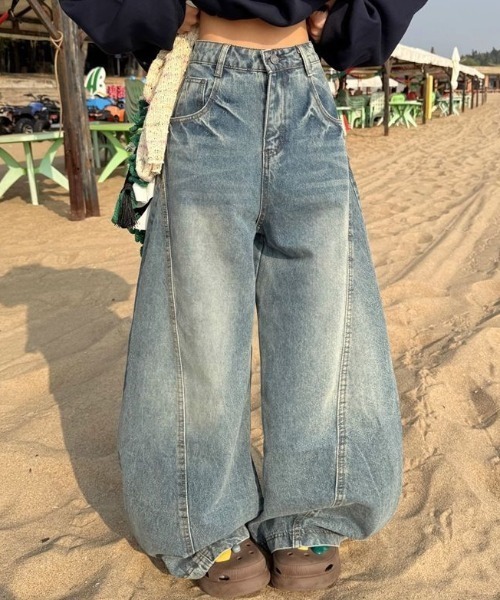 yuue' ( wear )（ユーイ）の「カーブワイドデニムパンツ/ユニセックス（デニムパンツ・レディース・ブルー・S/M/L）」の7枚目の写真