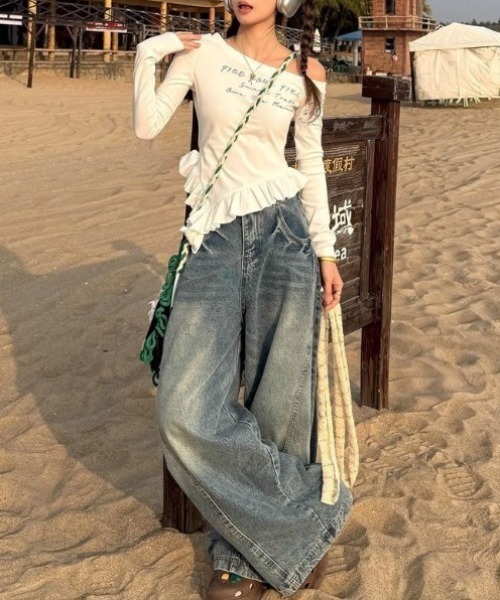 yuue' ( wear )（ユーイ）の「カーブワイドデニムパンツ/ユニセックス（デニムパンツ・レディース・ブルー・S/M/L）」の8枚目の写真