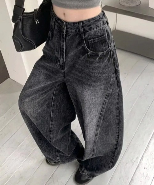 yuue' ( wear )(ユーイ)の「カーブワイドデニムパンツ/ユニセックス(デニムパンツ・レディース・ブルー/ブルー系その他/ブラック・S/M/L)」の9枚目の写真
