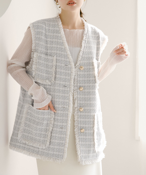 Noble(ノーブル)の「ラメツイードノーカラージレ(ベスト・レディース・ホワイト/ネイビー・FREE)」の3枚目の写真