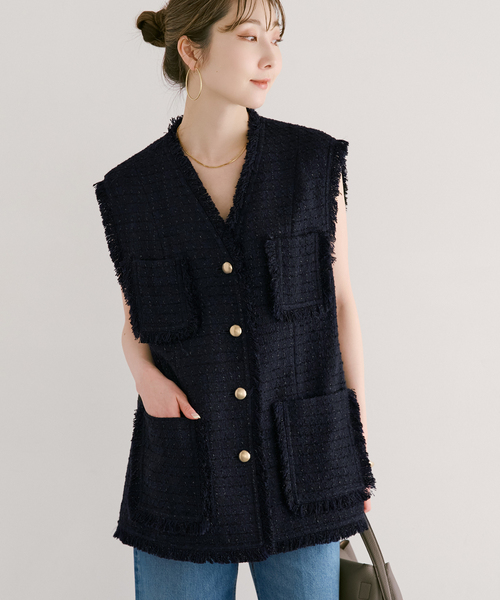 Noble(ノーブル)の「ラメツイードノーカラージレ(ベスト・レディース・ホワイト/ネイビー・FREE)」の19枚目の写真