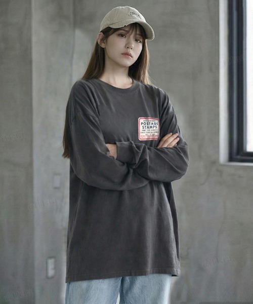 Dalfwin(ダールフィン)の「韓国ファッション POSTAGEヴィンテージプリント長袖Tシャツ(Tシャツ/カットソー・レディース・ブルー/チャコールグレー・FREE)」の4枚目の写真