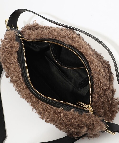 VIOLAd'ORO(ヴィオラドーロ)の「VIOLAd'ORO フェイクファー ショルダーバッグ(ハンドバッグ・レディース・ダークブラウン・FREE)」の11枚目の写真