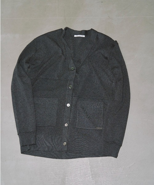 JOSE MOON（ジョゼムーン）の「PLATE VNECK OVER CARDIGAN/プレートブイネックオーバーカーディガン（カーディガン/ボレロ・レディース・ブラック/チャコールグレー/ピンク・38/36）」の18枚目の写真