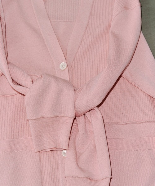 JOSE MOON（ジョゼムーン）の「PLATE VNECK OVER CARDIGAN/プレートブイネックオーバーカーディガン（カーディガン/ボレロ・レディース・ブラック/チャコールグレー/ピンク・38/36）」の16枚目の写真