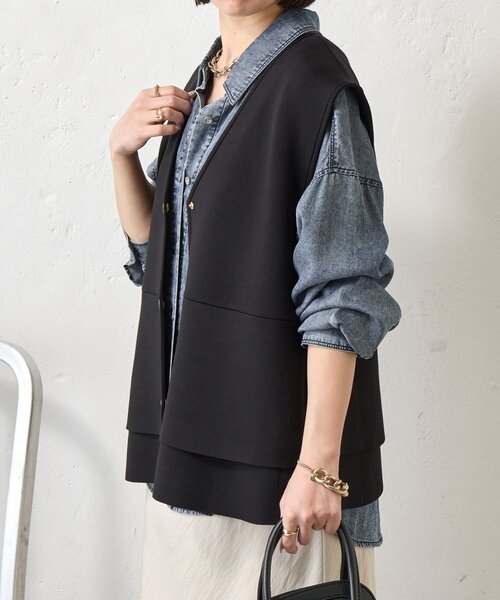 Jena espace merveilleux（ジェナ　エスパスメルヴェイユ）の「ペプラムフリルジレ（ベスト・レディース・ライトグレー/ブラック・FREE）」の13枚目の写真