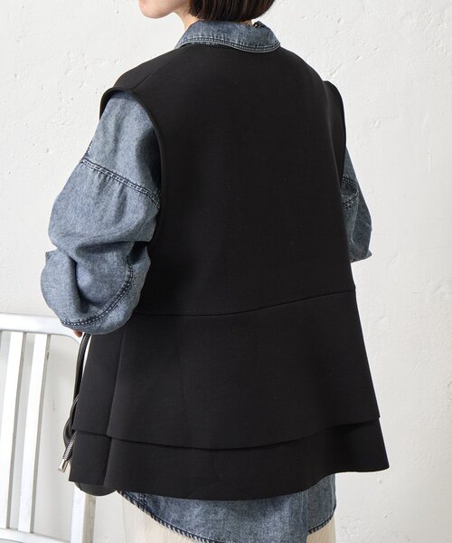 Jena espace merveilleux（ジェナ　エスパスメルヴェイユ）の「ペプラムフリルジレ（ベスト・レディース・ライトグレー/ブラック・FREE）」の14枚目の写真