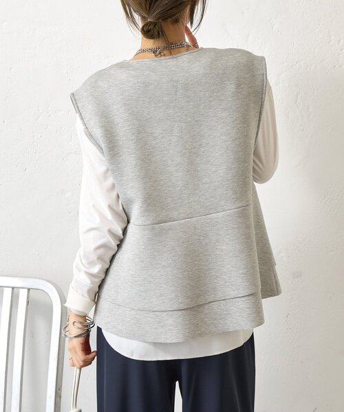 Jena espace merveilleux（ジェナ　エスパスメルヴェイユ）の「ペプラムフリルジレ（ベスト・レディース・ライトグレー/ブラック・FREE）」の5枚目の写真