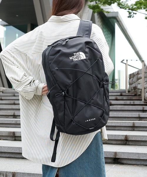 THE NORTH FACE(ザノースフェイス)の「【THE NORTH FACE】JESTER(バックパック/リュック・メンズ・ブラック/グレー・FREE)」の2枚目の写真