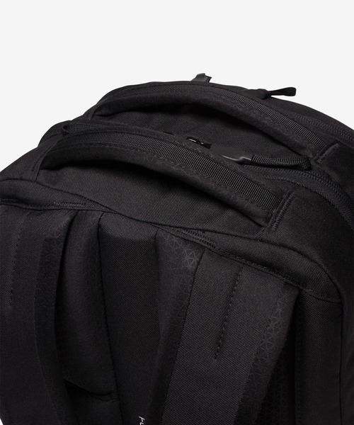THE NORTH FACE(ザノースフェイス)の「【THE NORTH FACE】JESTER(バックパック/リュック・メンズ・ブラック/グレー・FREE)」の10枚目の写真