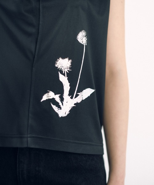 KEISUKEYOSHIDA（ケイスケヨシダ）の「Back Lining Sleeveless Top（シャツ/ブラウス・レディース・ブラック/グレー・M/L）」の11枚目の写真
