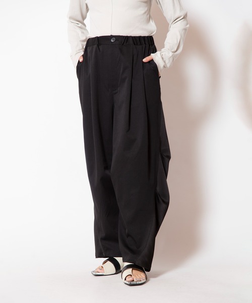 OSMOSIS(オズモーシス)の「タックカーブパンツ(その他パンツ・レディース・ブラウン/ブラック/カーキ・ONE SIZE)」の9枚目の写真