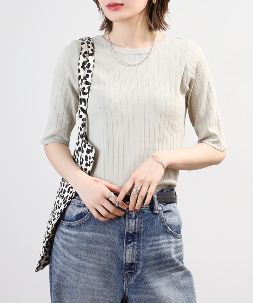 OMNES(オムネス)の「針抜リブ5分袖Tシャツ(Tシャツ/カットソー・レディース・ベージュ/モスグリーン/ホワイト・FREE)」の19枚目の写真