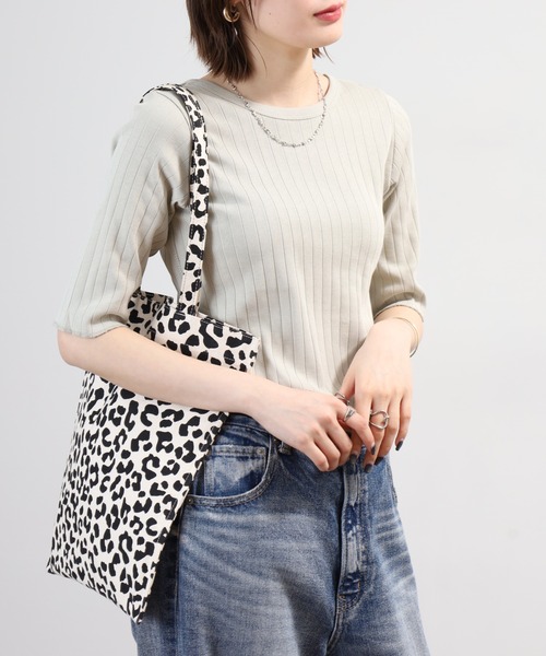 OMNES(オムネス)の「針抜リブ5分袖Tシャツ(Tシャツ/カットソー・レディース・ベージュ/モスグリーン/ホワイト・FREE)」の22枚目の写真