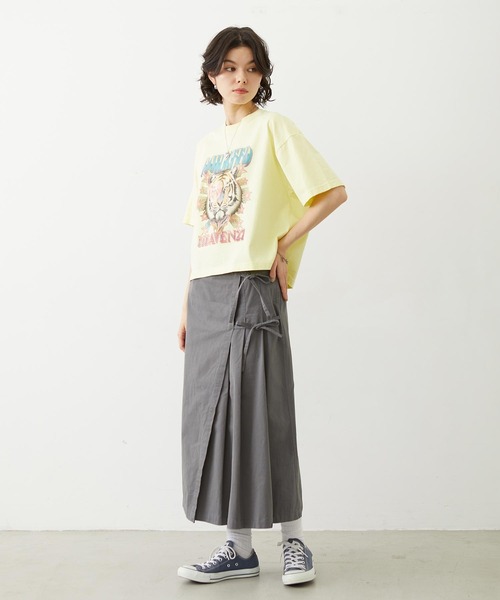 MILKFED.(ミルクフェド)の「CHINO TUCK LONG SKIRT(スカート・レディース・ベージュ/ネイビー/グレー・S/M)」の14枚目の写真