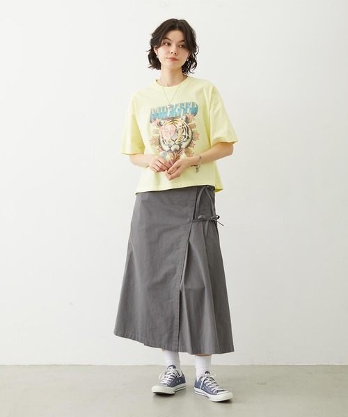 MILKFED.(ミルクフェド)の「CHINO TUCK LONG SKIRT(スカート・レディース・ベージュ/ネイビー/グレー・S/M)」の17枚目の写真