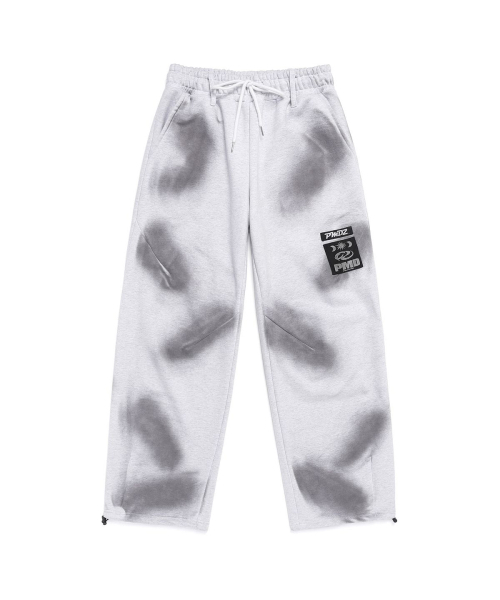 PIMADAZIWIN（ピマダジウィン）の「Smoke Curved Pants_[White Melange]（スウェットパンツ・レディース・ライトグレー・MEDIUM/LARGE/X-LARGE）」の4枚目の写真