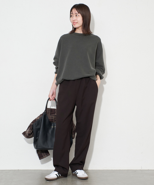 SLOBE IENA(スローブイエナ)の「《WEB限定/追加2》ビックシルエットピグメント裏毛プルオーバー(スウェット・レディース・ブラック系その他・FREE)」の11枚目の写真