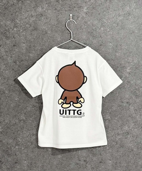 Universal Style Wear（ユニバーサルスタイルウェア）の「キッズ UITTG 半袖Tシャツ（Tシャツ/カットソー・キッズ・ブラック/グレー系その他/ブラック系その他2/オフホワイト/チャコールグレー/ダークグリーン/ブラック系その他/ホワイト系その他2/杢グレー/ホワイト系その他/ホワイト系その他3/ベージュ系その他/ベージュ/パープル/グリーン系その他/グレー系その他2・130cm/140cm/150cm/160cm）」の3枚目の写真