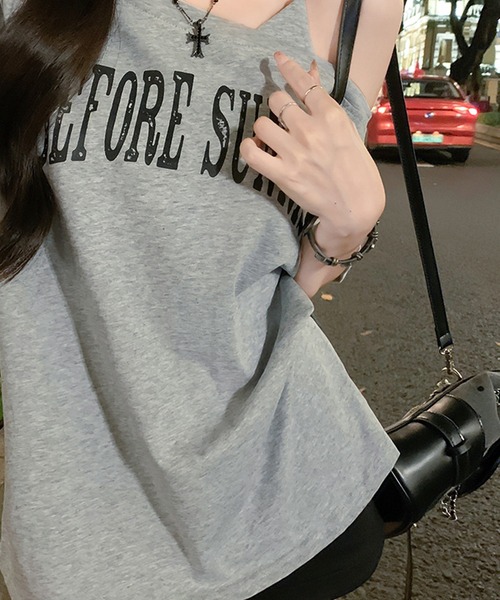 Songe(ソンジュ)の「ワンショルダーフロントプリントTシャツ(Tシャツ/カットソー・レディース・グレー/ネイビー/ホワイト・M/L)」の17枚目の写真