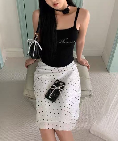 Achic（アシック）の「プチドットリボンAラインスカート（スカート・レディース・ホワイト・M）」の7枚目の写真