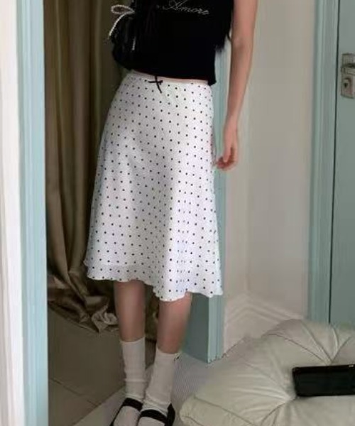 Achic（アシック）の「プチドットリボンAラインスカート（スカート・レディース・ホワイト・M）」の10枚目の写真