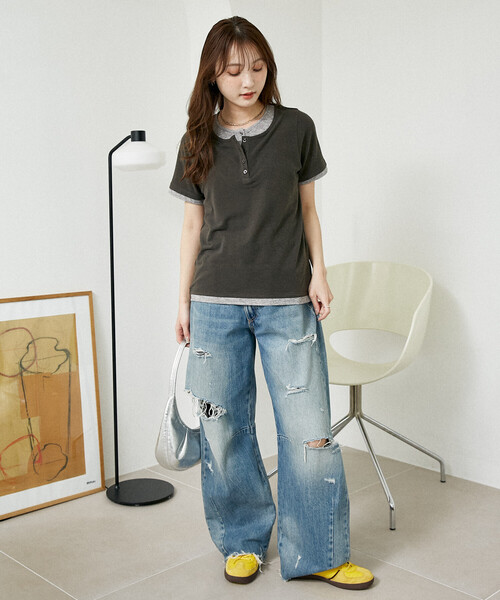 PUBLUX(パブリュクス)の「PUBLUX/パブリュクス レイヤード風 ヘンリーネック Tシャツ 限定展開(Tシャツ/カットソー・レディース・チャコールグレー/ネイビー/ブラウン・フリ-)」の7枚目の写真