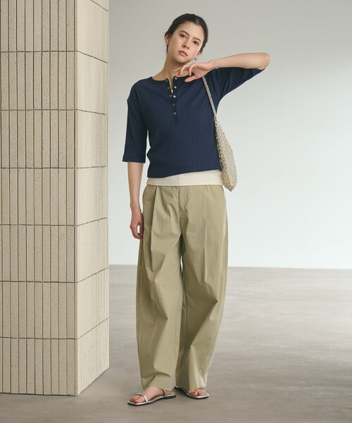 BEAUTY&YOUTH UNITED ARROWS(ビューティーアンドユースユナイテッドアローズ)の「【WEB限定】ランダムリブ ヘンリーネック スナップ 5分袖Tシャツ(Tシャツ/カットソー・レディース・ライム/ネイビー/ベージュ/ライトピンク・FREE)」の16枚目の写真