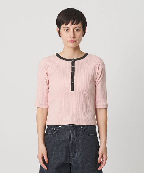 BEAUTY&YOUTH UNITED ARROWS(ビューティーアンドユースユナイテッドアローズ)の「【WEB限定】ランダムリブ ヘンリーネック スナップ 5分袖Tシャツ(Tシャツ/カットソー・レディース・ライム/ネイビー/ベージュ/ライトピンク・FREE)」の20枚目の写真