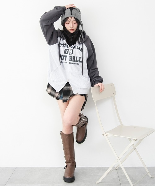 WEGO(ウィゴー)の「WEGO/【26年春夏新作】カレッジラグランジップパーカー(パーカー・レディース・アイボリー/ライトグレー・FREE)」の12枚目の写真