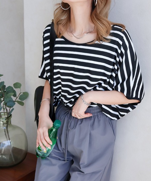 NYLAUS(ナイラス)の「【SG】ワイドスリーブ ドルマン半袖Tシャツ ビッグシルエットTシャツ(Tシャツ/カットソー・レディース・ホワイト系その他/ホワイト/ブラック系その他/ブラック/ネイビー/カーキ・LL/S/3L/L/M)」の15枚目の写真