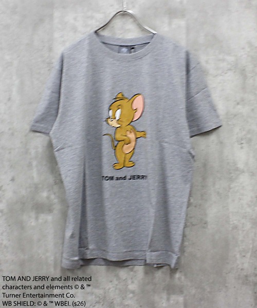 Tom＆Jerry（トムアンドジェリー）の「【TOM&JERRY/トム＆ジェリー】プリント BIG 半袖Tシャツ（Tシャツ/カットソー・メンズ・ホワイト系その他/ネイビー/チャコール/オフホワイト/杢グレー/ダークグリーン/ブラック/グレー系その他・M/L/XL）」の4枚目の写真
