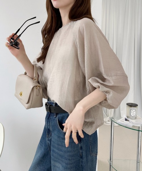 Ada.(エイダ)の「シアーラグラン切り替え ボリュームスリーブブラウス(シャツ/ブラウス・レディース・ベージュ/ブラック/アイボリー・FREE)」の16枚目の写真