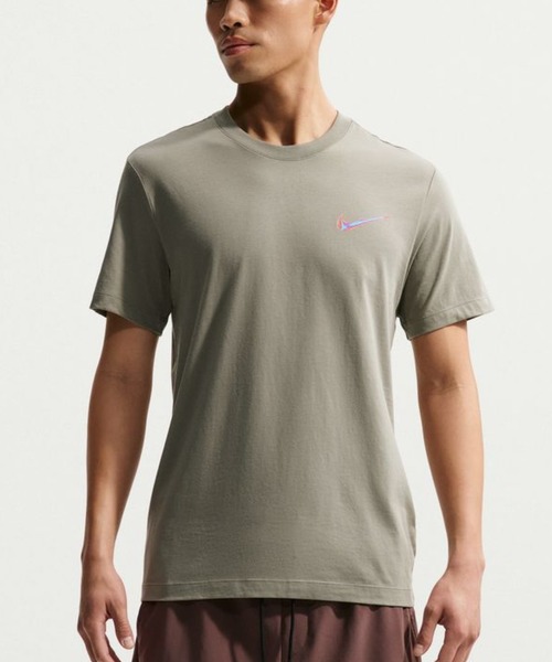 NIKE（ナイキ）の「ナイキ NIKE ナイキ STD TRAIN THERMAL S/S Tシャツ（Tシャツ/カットソー・メンズ・ブラック/ブラウン・S/M/L/LL/3L）」の2枚目の写真