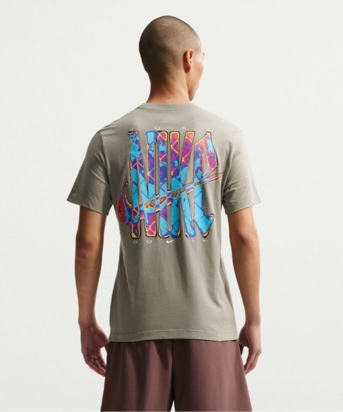 NIKE（ナイキ）の「ナイキ NIKE ナイキ STD TRAIN THERMAL S/S Tシャツ（Tシャツ/カットソー・メンズ・ブラック/ブラウン・S/M/L/LL/3L）」の3枚目の写真