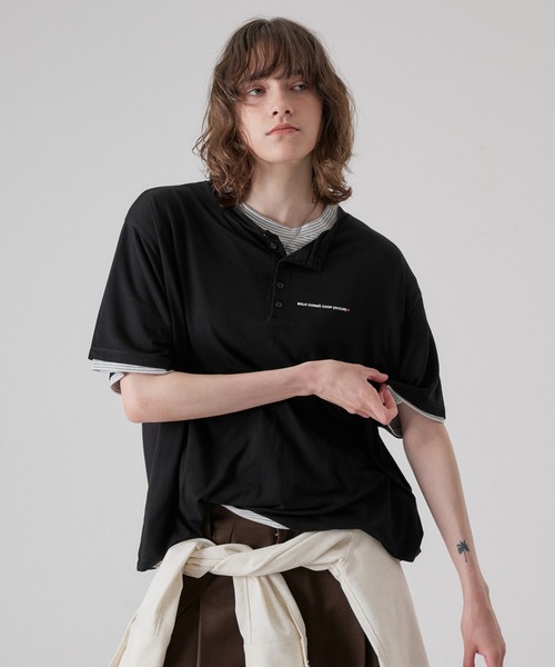 ONCILY(オンシェリー)の「BORDER LAYERED HENLEY TEE "SET" / ボーダーレイヤードヘンリートップスセット(Tシャツ/カットソー・メンズ・アイボリー/ブラック/ライトブルー/ブラック系その他/チャコールグレー・SMALL/MEDIUM/LARGE)」の3枚目の写真