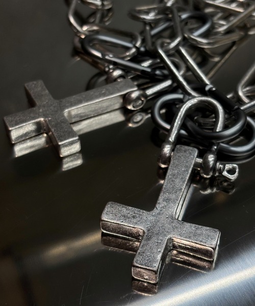 Never mind the XU(ネバーマインドザエックスユー)の「【Never mind the XU】2way chain cross necklace / 【ネバーマインド ザ エックスユー】チェーンクロスネックレス(ネックレス・メンズ・シルバー・ONE SIZE)」の7枚目の写真