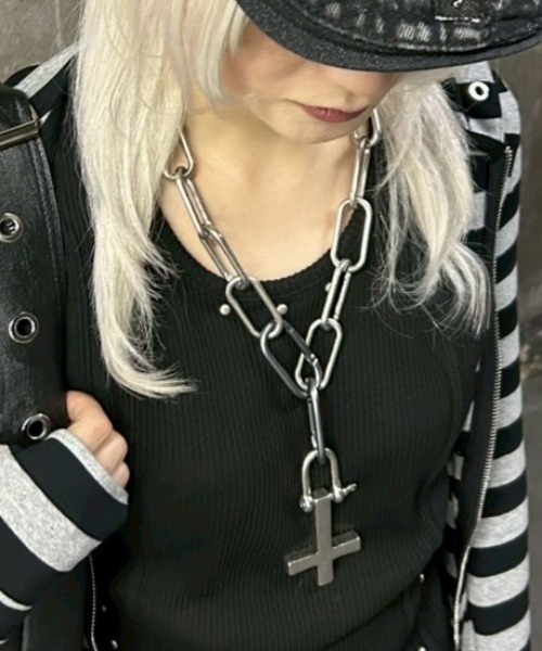 Never mind the XU(ネバーマインドザエックスユー)の「【Never mind the XU】2way chain cross necklace / 【ネバーマインド ザ エックスユー】チェーンクロスネックレス<着用動画あり>(ネックレス・メンズ・シルバー・ONE SIZE)」の21枚目の写真