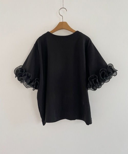 sakishimatokyo（サキシマトーキョー）の「ボリューム袖 シアーデザインTee/オーガンジーフリル（Tシャツ/カットソー・レディース・ブラック/ホワイト/グレイッシュベージュ・FREE）」の6枚目の写真