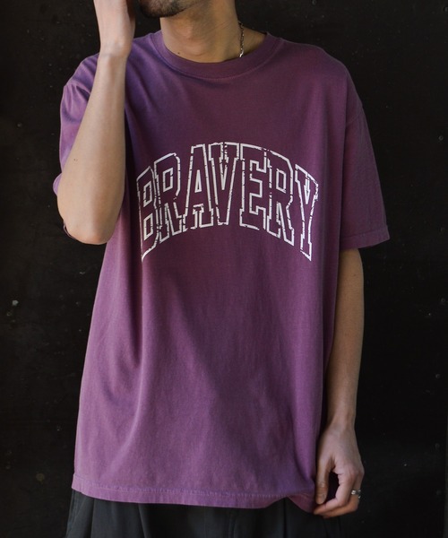 MODISH GAZE(モディシュガゼ)の「【MODISH GAZE】ピグメントアーチロゴTシャツ(BRAVERY)(Tシャツ/カットソー・メンズ・スミクロ/バーガンディー/アイボリー・MEDIUM/LARGE)」の10枚目の写真