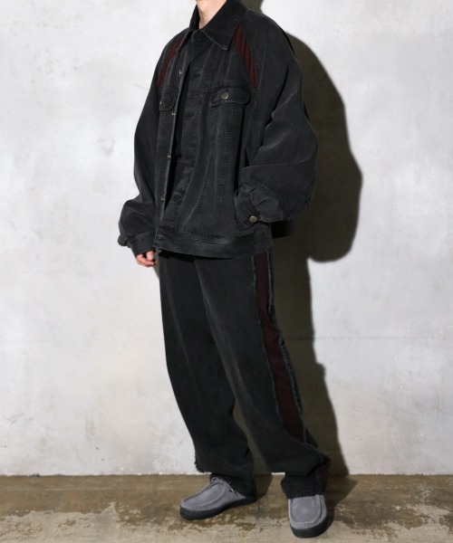 C.E.L.STORE(セルストア)の「INTODUSK / イントゥダスク DETERIORATE JEAN ディテリオレイト ジーンズ(デニムパンツ・メンズ・ブラック・SMALL)」の2枚目の写真