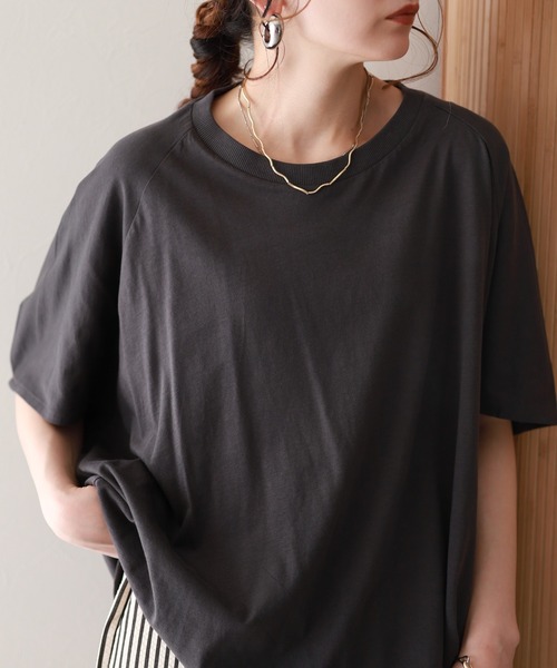 atONE(アットワン)の「バルーンスリーブ5分袖Tシャツ(Tシャツ/カットソー・レディース・チャコールグレー/オフホワイト・4L~5L/LL~3L/M~L)」の2枚目の写真