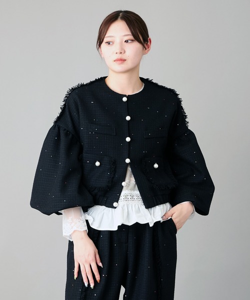 Ranerrh(ラネリ)の「スパンコールツイードノーカラージャケット【結婚式・二次会・パーティー】【入卒園・入卒式】【オケージョン・セレモニー】【パンツスタイルウエディング】(ノーカラージャケット・レディース・ブラック/オフホワイト・38)」の14枚目の写真