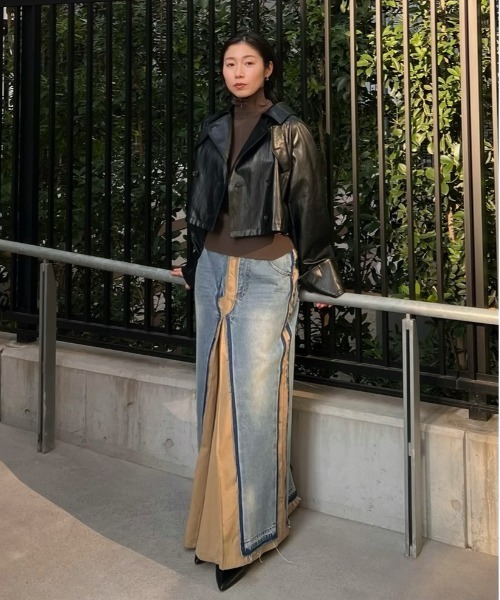 Ameri（アメリ）の「REMAKE DENIM CHINO SKIRT（スカート・レディース・ブルー/ブラック・24inch/26inch/25inch）」の8枚目の写真