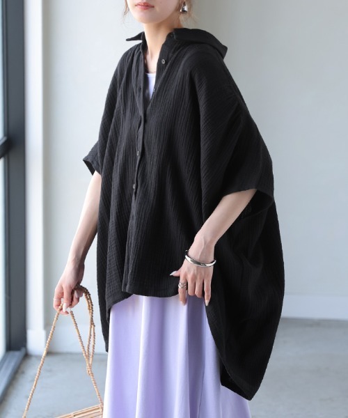 HUG.U(ハグユー)の「わたあめガーゼ 綿100% 半袖シャツ(シャツ/ブラウス・レディース・ライラック/ブラック/ホワイト/ナチュラル/オレンジ・FREE)」の3枚目の写真