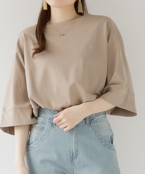 itto...(イット)の「綿100%ボートネック7分袖ドルマンカットソー(Tシャツ/カットソー・レディース・オフホワイト/ブラック/グレイッシュベージュ/チャコールグレー・LL~3L/4L~5L/M~L)」の4枚目の写真
