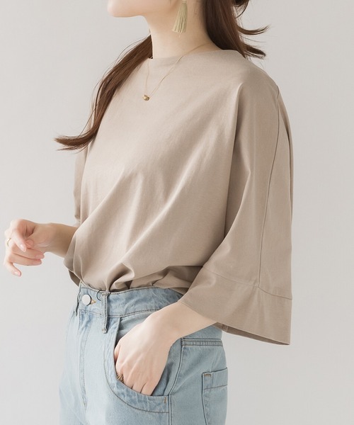 itto...(イット)の「綿100%ボートネック7分袖ドルマンカットソー(Tシャツ/カットソー・レディース・オフホワイト/ブラック/グレイッシュベージュ/チャコールグレー・LL~3L/4L~5L/M~L)」の5枚目の写真
